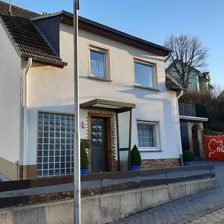 Holiday home Urban Mit Garage